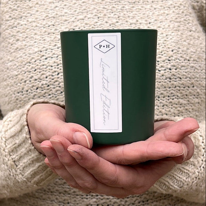 Holiday Cheer Candle in Evergreen + Bay Leaf