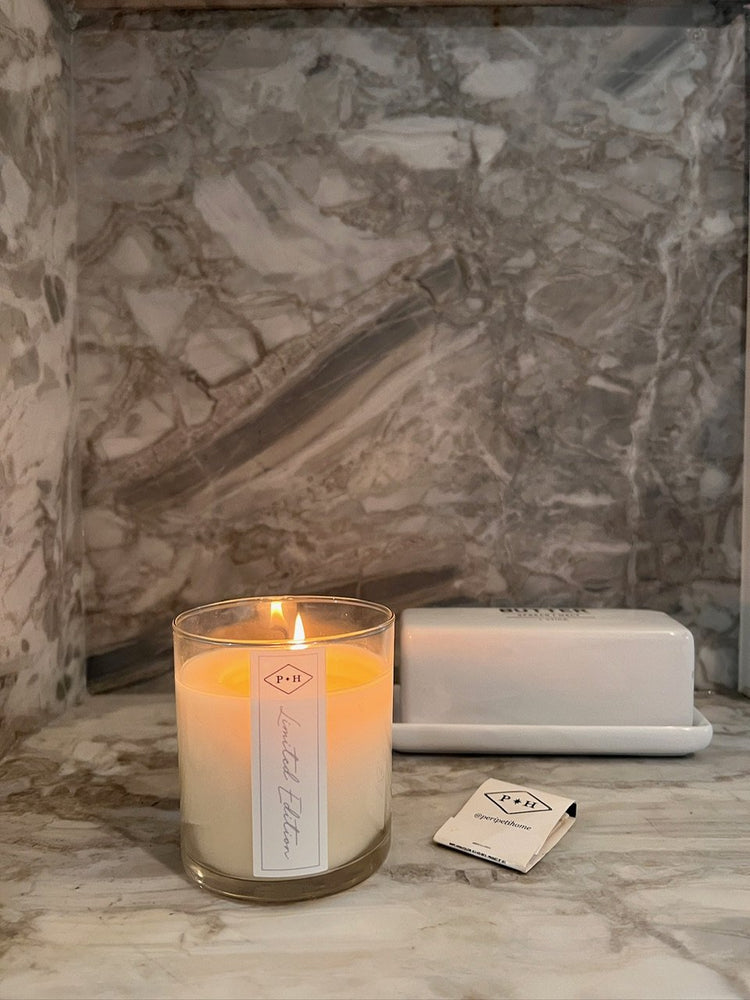 
                      
                        Minimalist Fragrance Gift Collection
                      
                    